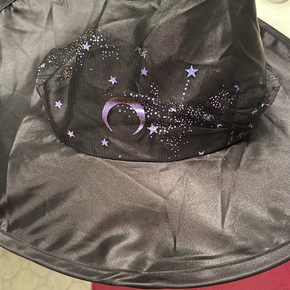 Just in time for Halloween!! - Picture 10 of 12